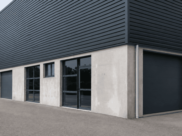 A LOUER – LOCAL D’ACTIVITE 270 m² – SECTEUR LORIENT