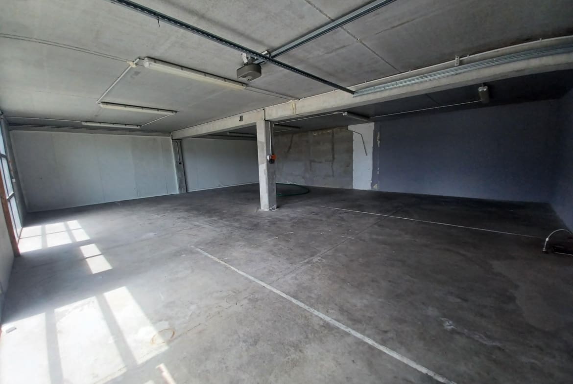A LOUER – LOCAL D’ACTIVITE 270 m² – SECTEUR LORIENT