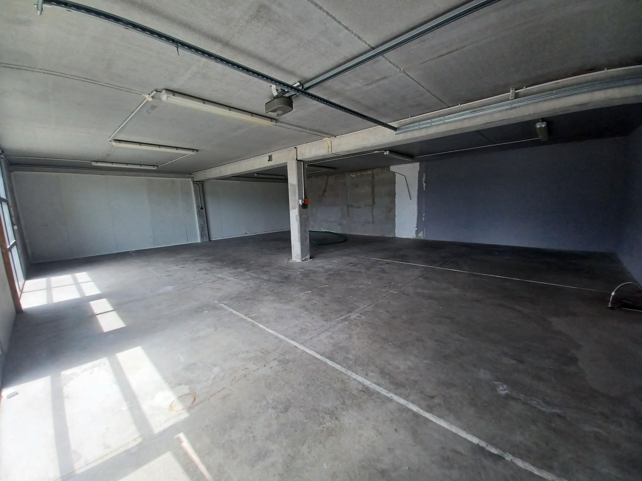bzh-entreprise-et-commerce-local-activite-lorient (3) A LOUER – LOCAL D’ACTIVITE 270 m² – SECTEUR LORIENT