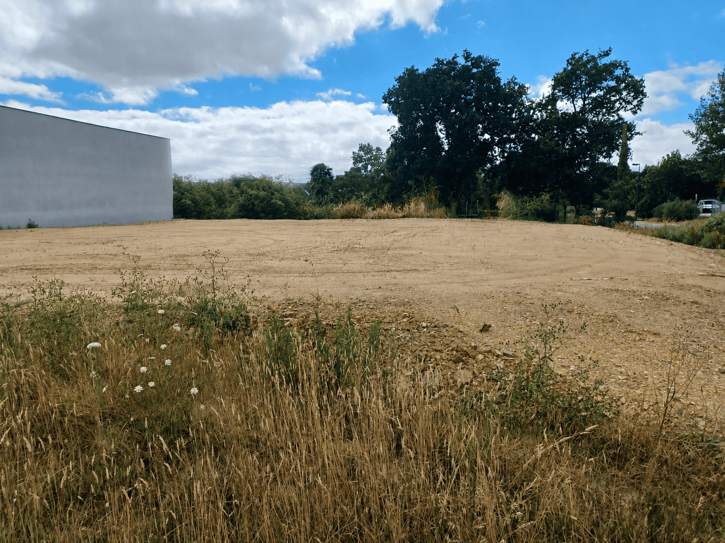bzh-entreprise-et-commerce-terrain-professionnel-lorient-a-vendre A VENDRE – TERRAIN 1 500 m2 – SECTEUR LORIENT