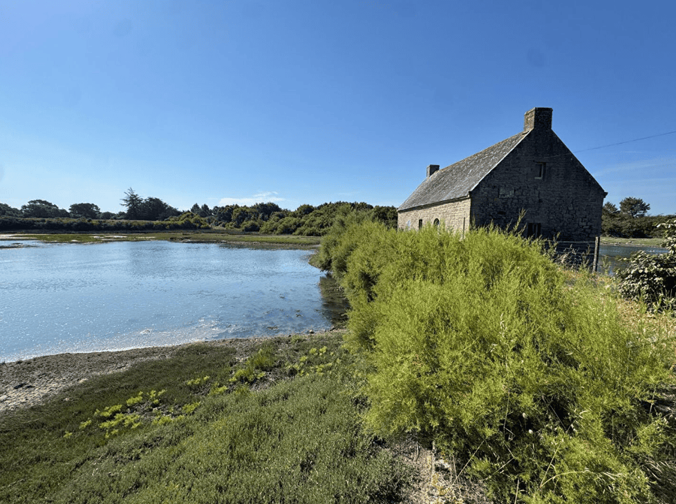 Saint-Philibert – Propriété d’exception avec moulin sur l’eau et vue mer