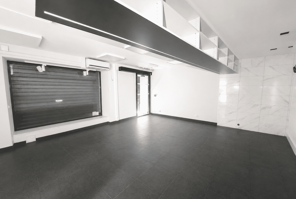 A VENDRE – LOCAL COMMERCIAL 45 m² – SECTEUR LORIENT