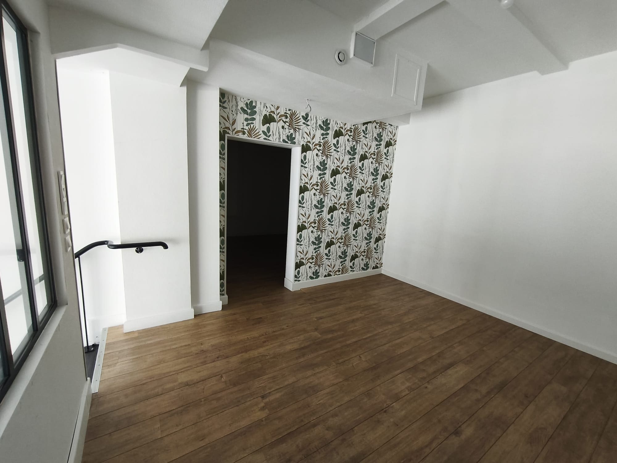 bzh-entreprise-et-commerce-local-commercial-guidel-location(4) A LOUER – LOCAL COMMERCIAL 68 m² – GUIDEL