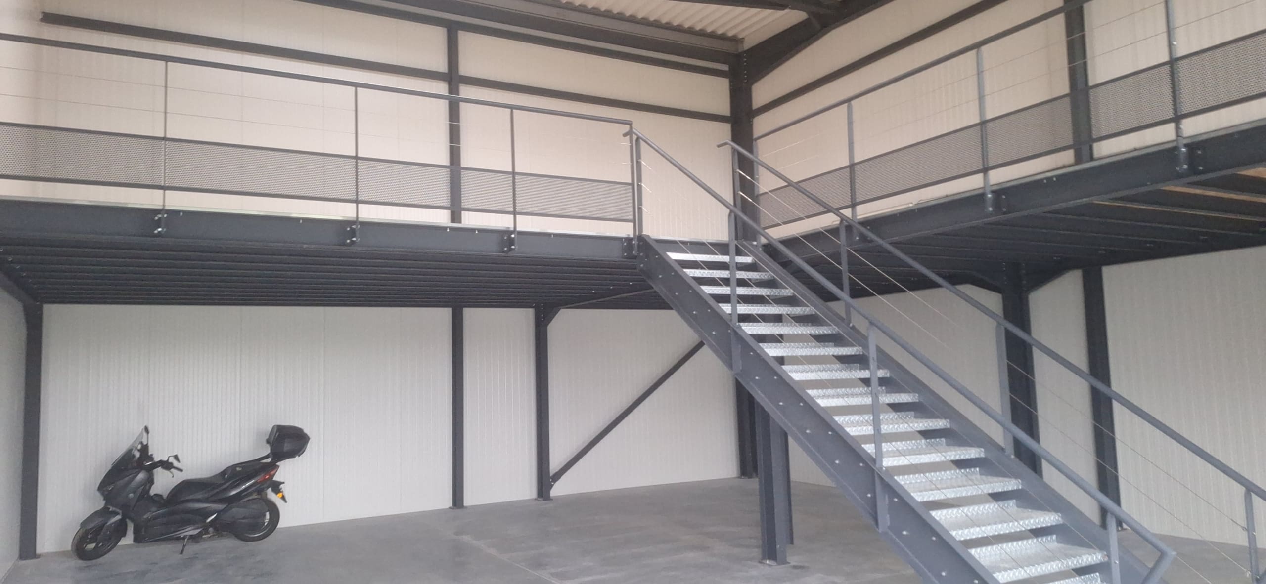 Local d’activité 210 m²