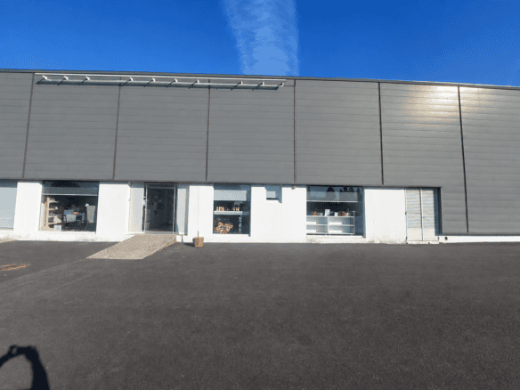 Local d’activité 2 200 m² – LANGUIDIC
