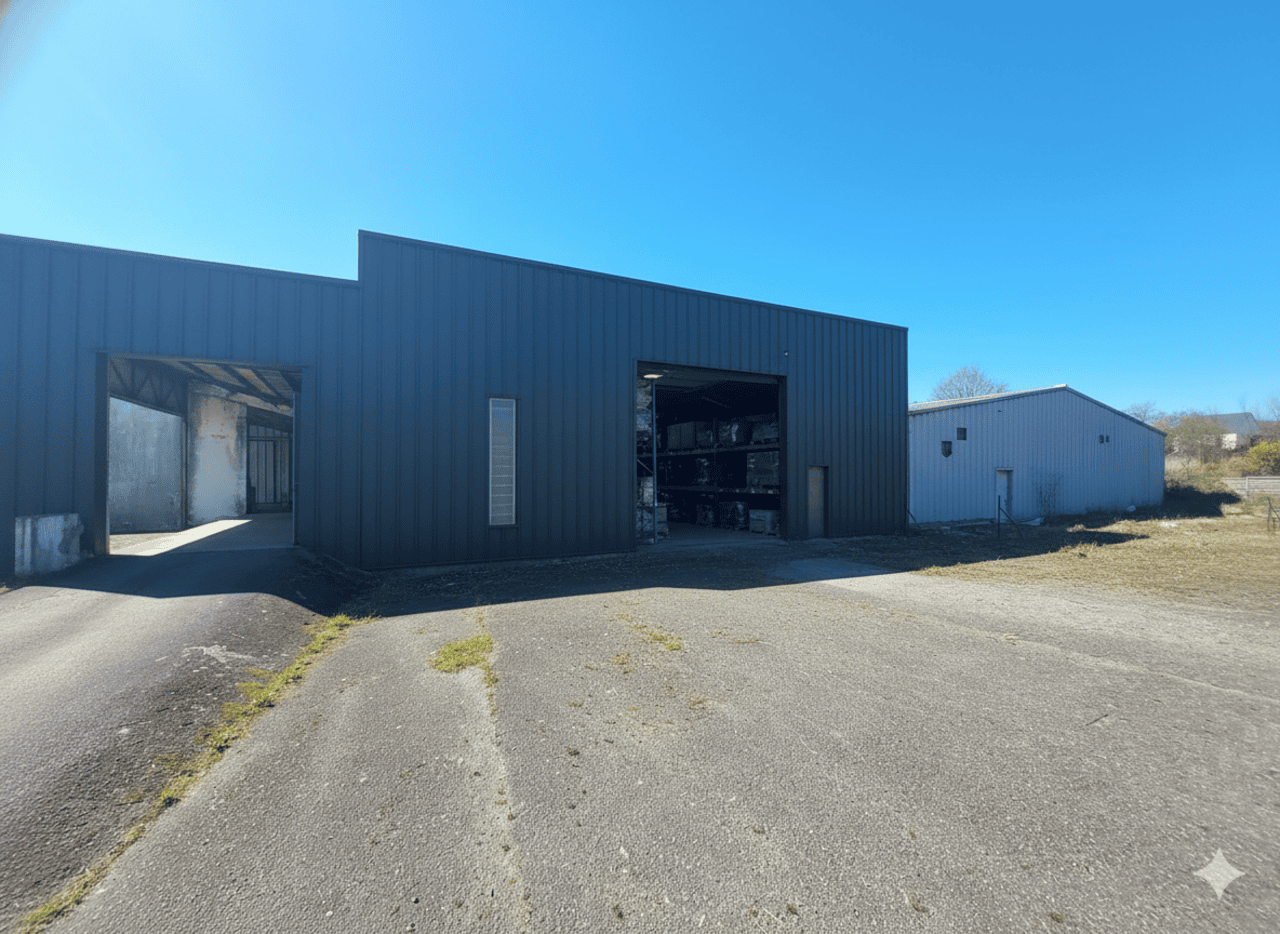 1 Local d’activité 2 200 m² – LANGUIDIC