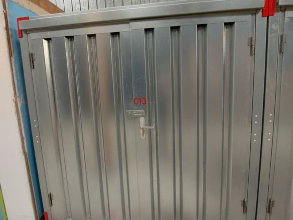 BOX 9.20m² – A LOUER – THEIX