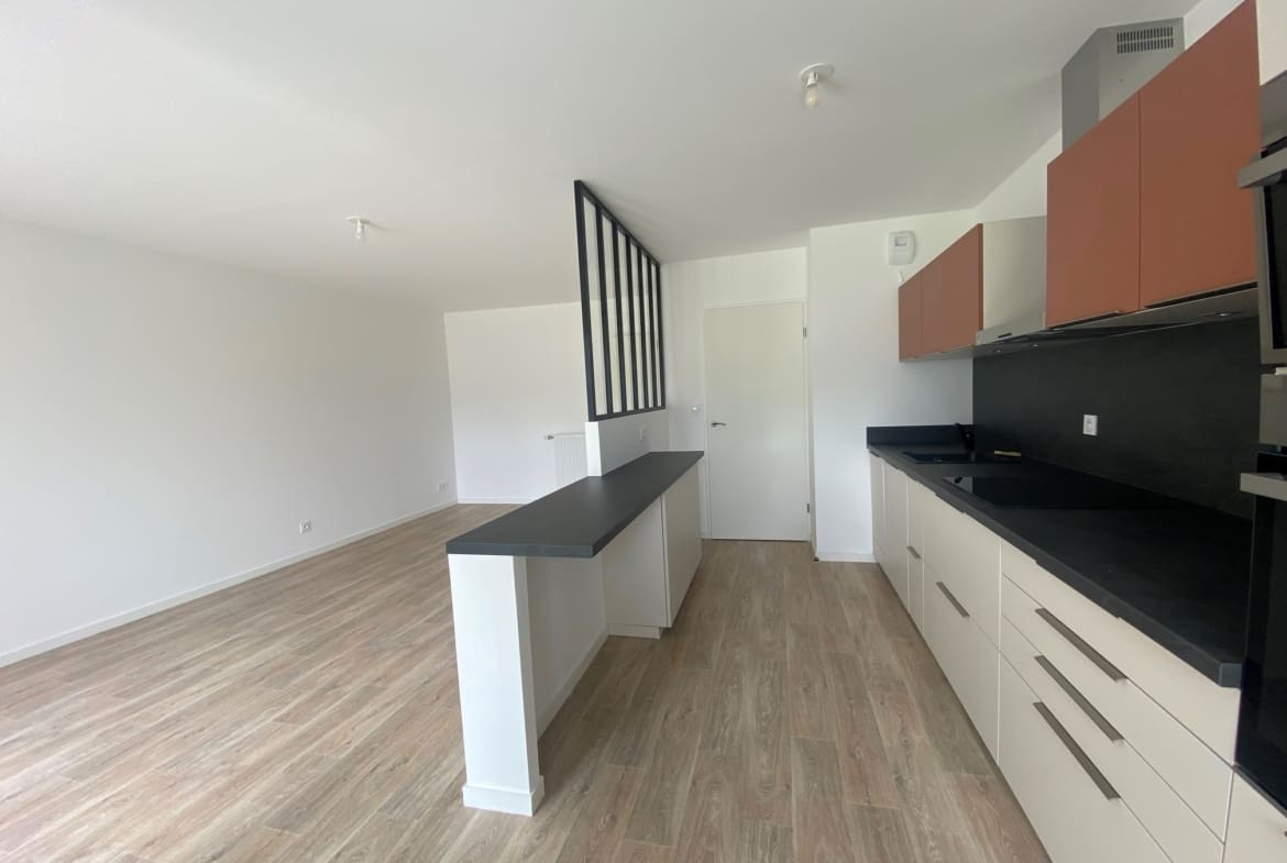 A LOUER – T3 RECENT NON MEUBLE – 67.41 m² – SAINT AVE