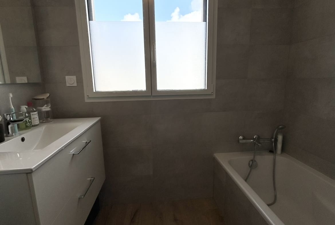 VANNES – Maison F4 à louer – 4 pièces – 120.36 m