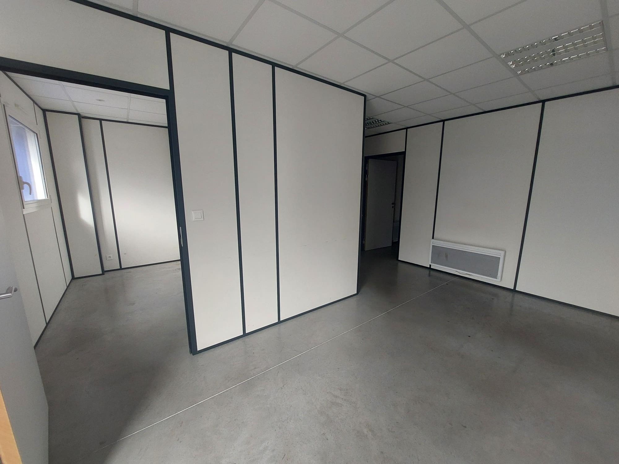 bzh-entreprise-et-commerce (1) A LOUER – LOCAL 276 m² – LANGUIDIC