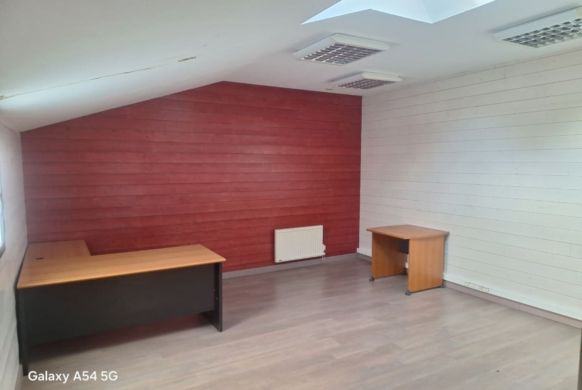 Location Bureaux 64 m² – SECTEUR VANNES OUEST
