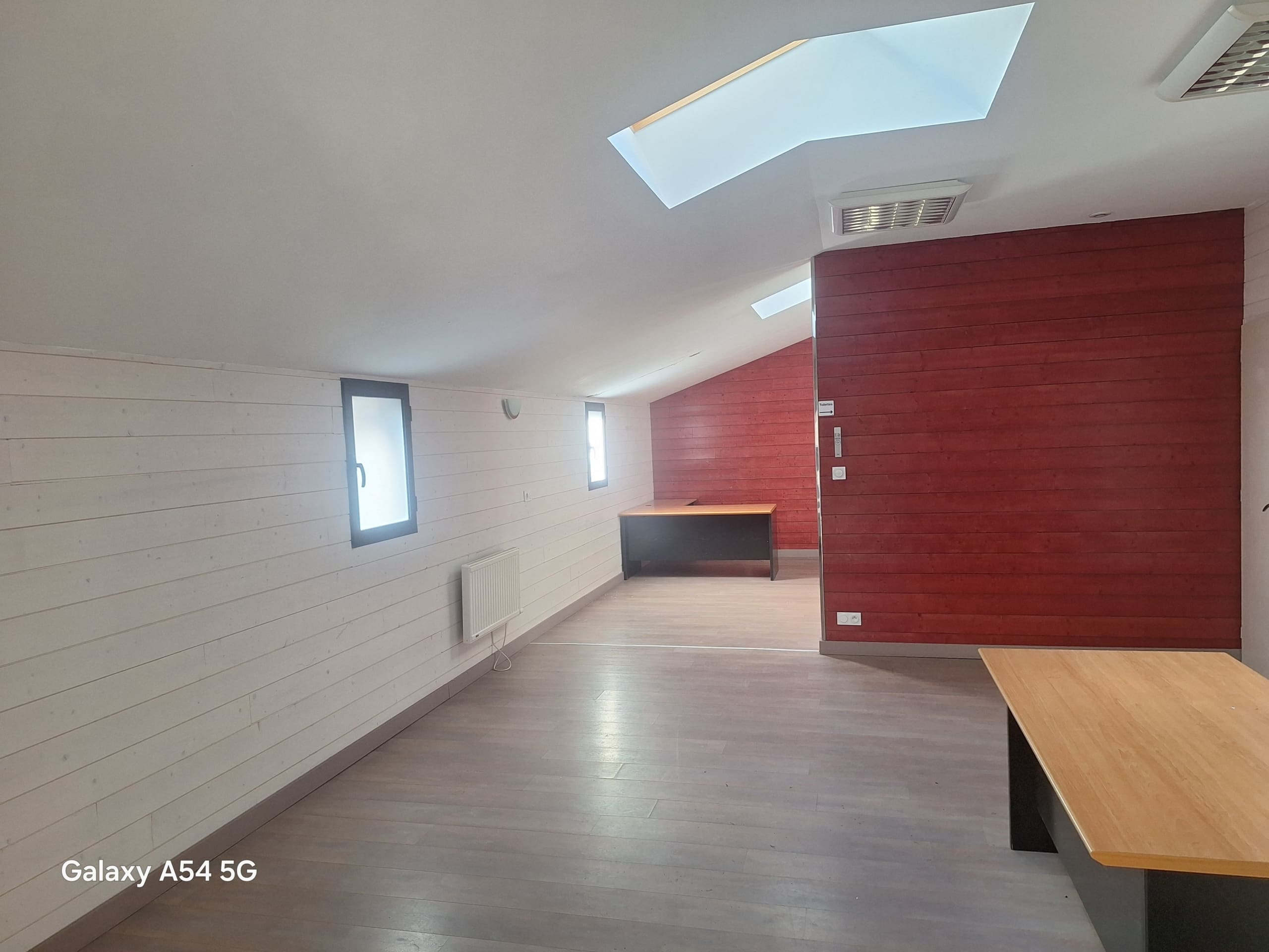 bzh-entreprise-et-commerce-bureaux-location-ploeren (3) Location Bureaux 64 m² – SECTEUR VANNES OUEST