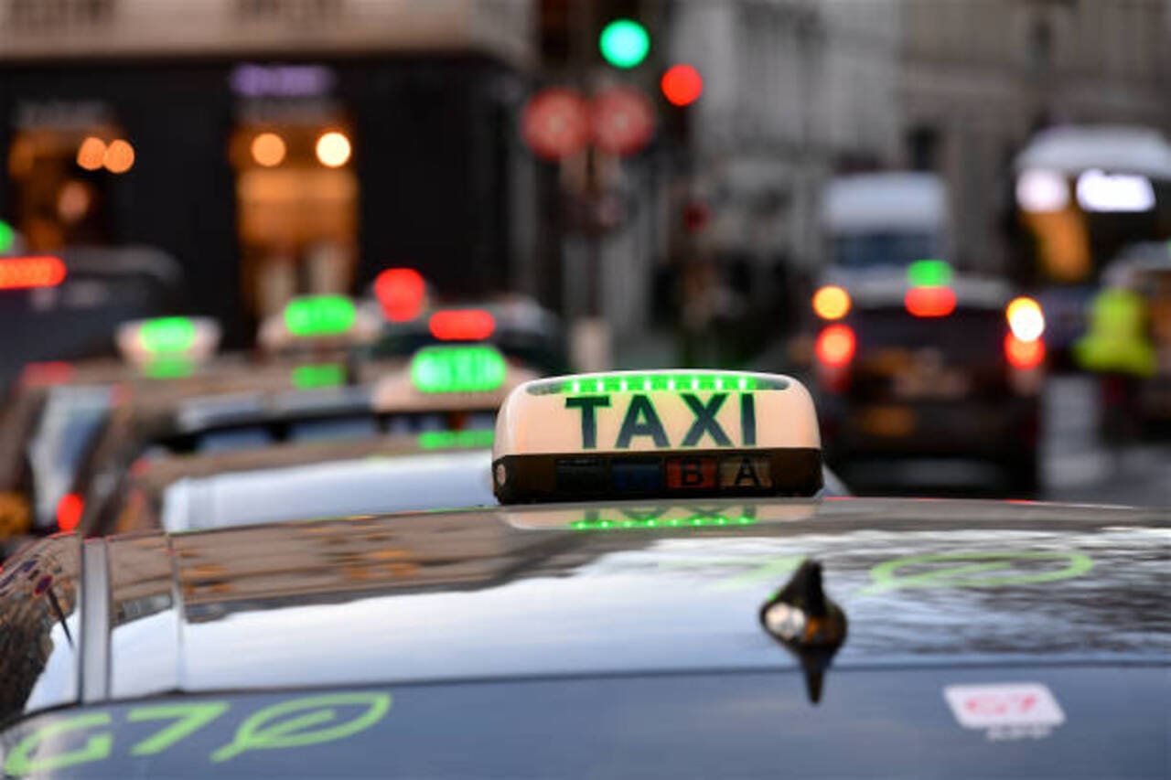 À VENDRE FONDS DE COMMERCE TAXI – PÉRIPHÉRIE VANNETAISE