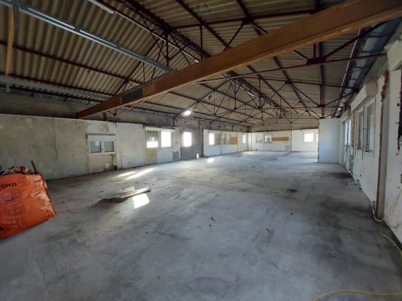 A LOUER – LOCAL D ACTIVITE – 250 m² – CAUDAN