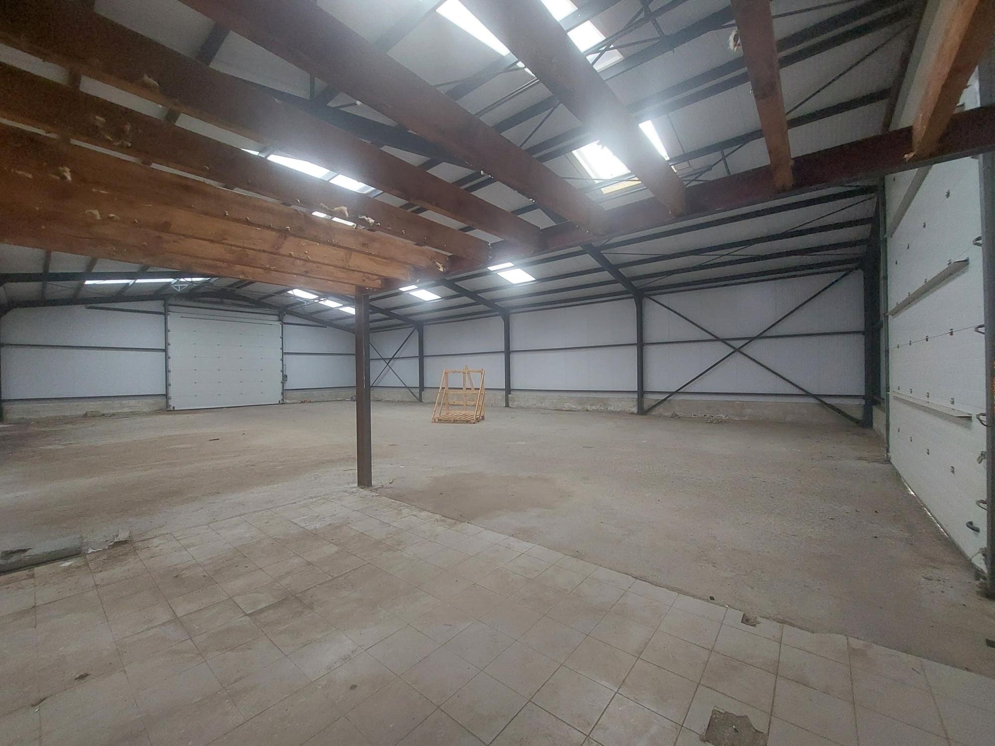 bzh-entreprise-et-commerce-local-location-lorient (3) LOCAL D ACTIVITE – A LOUER – LORIENT