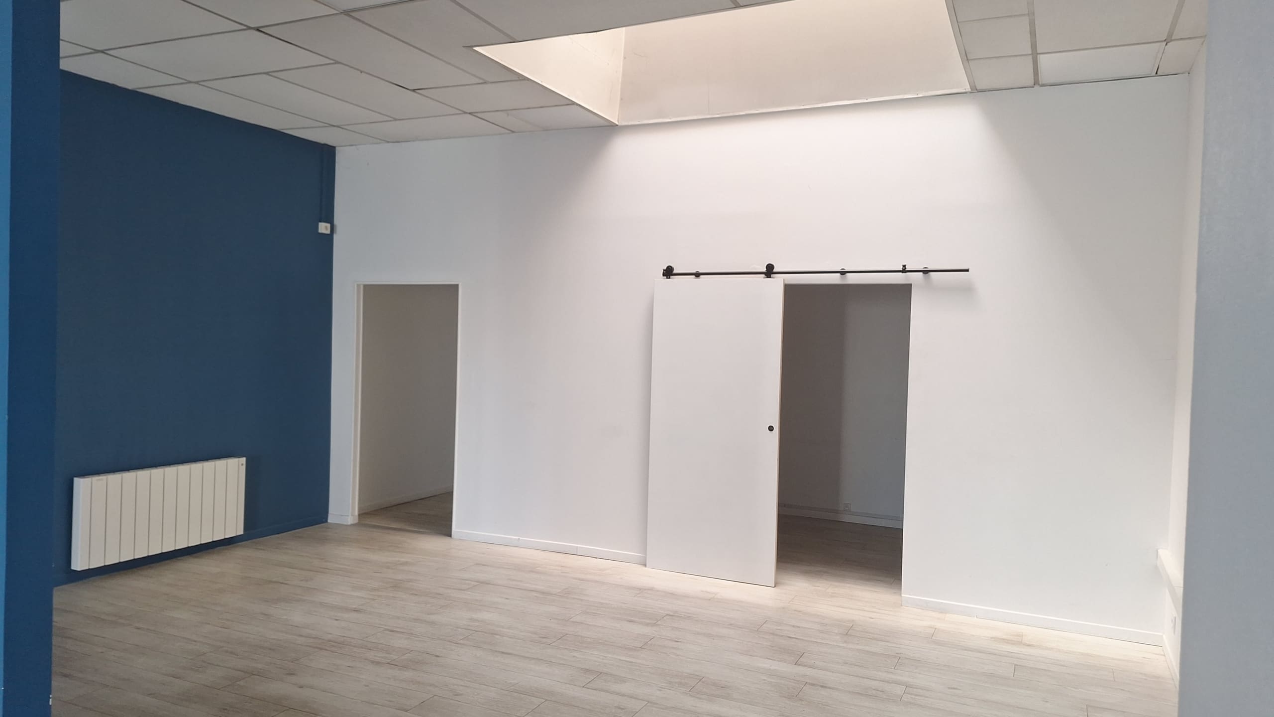 bzh-groupe-immobilier-local-commercial-vannes-a-louer (1) A LOUER – LOCAL COMMERCIAL 120 m² – VANNES