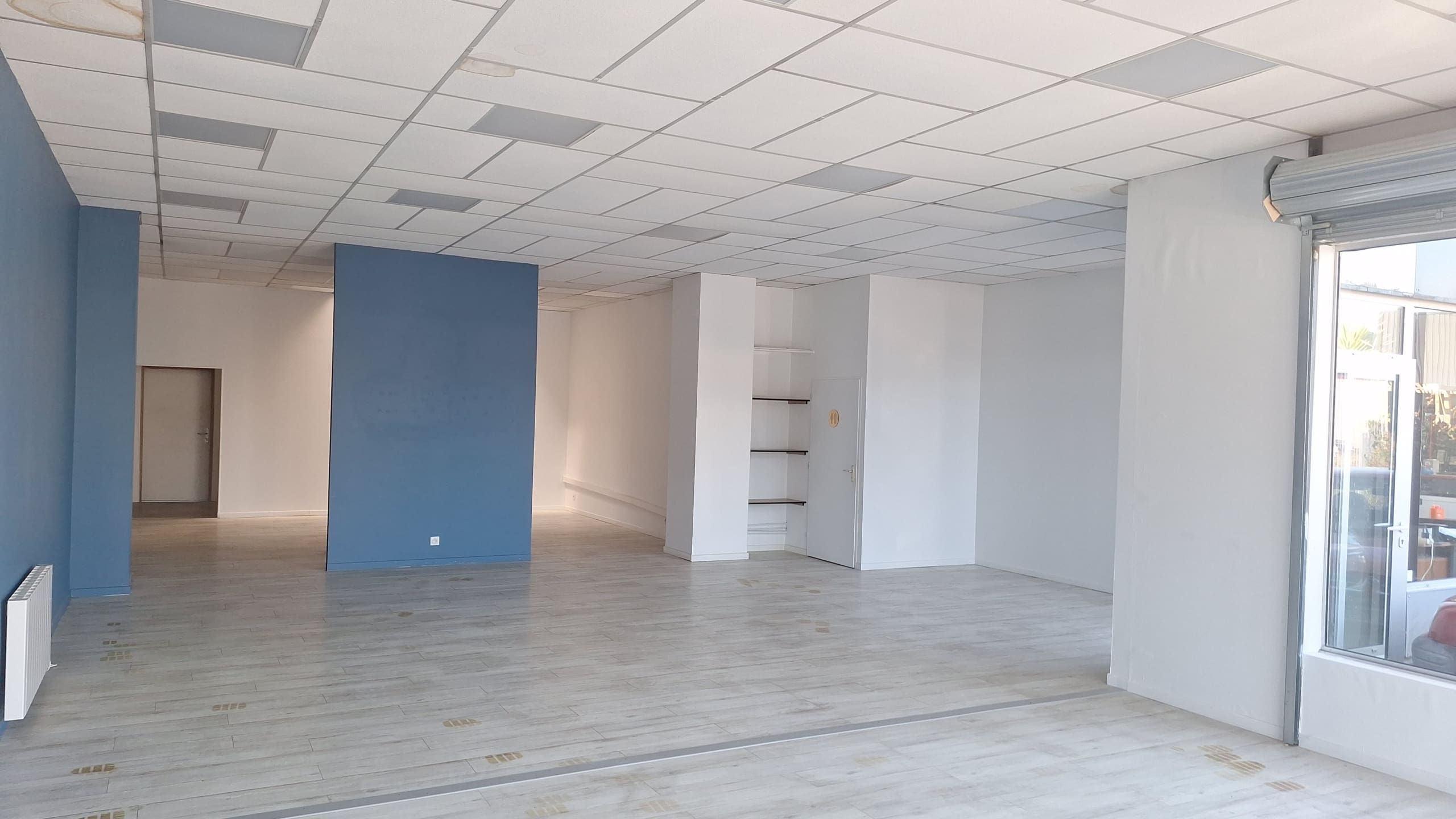 bzh-groupe-immobilier-local-commercial-vannes-a-louer (2) A LOUER – LOCAL COMMERCIAL 120 m² – VANNES