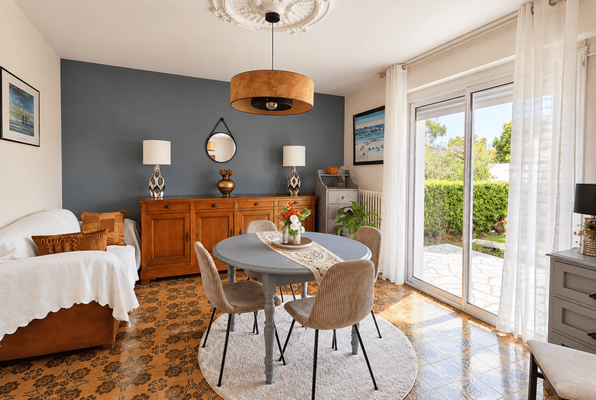 Maison Saint Ave – 4 chambres – garage- gare- hôpital – 851 m² de terrain