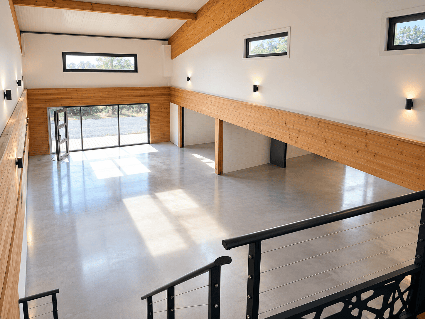A LOUER LOCAL D’ACTIVITE 725 m² QUESTEMBERT