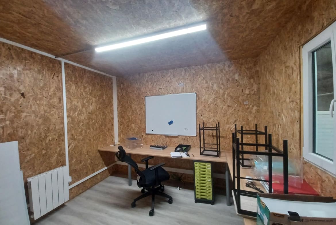 A LOUER – LOCAL D’ACTIVITE 200 m² – SECTEUR LORIENT