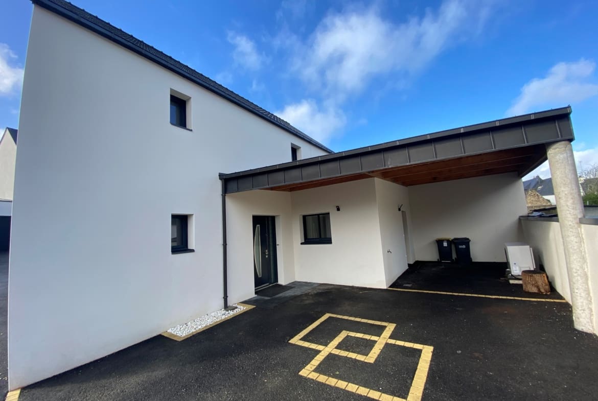 A LOUER – CENTRE-VILLE – SAINT-AVE – MAISON T5 – 133.7M²