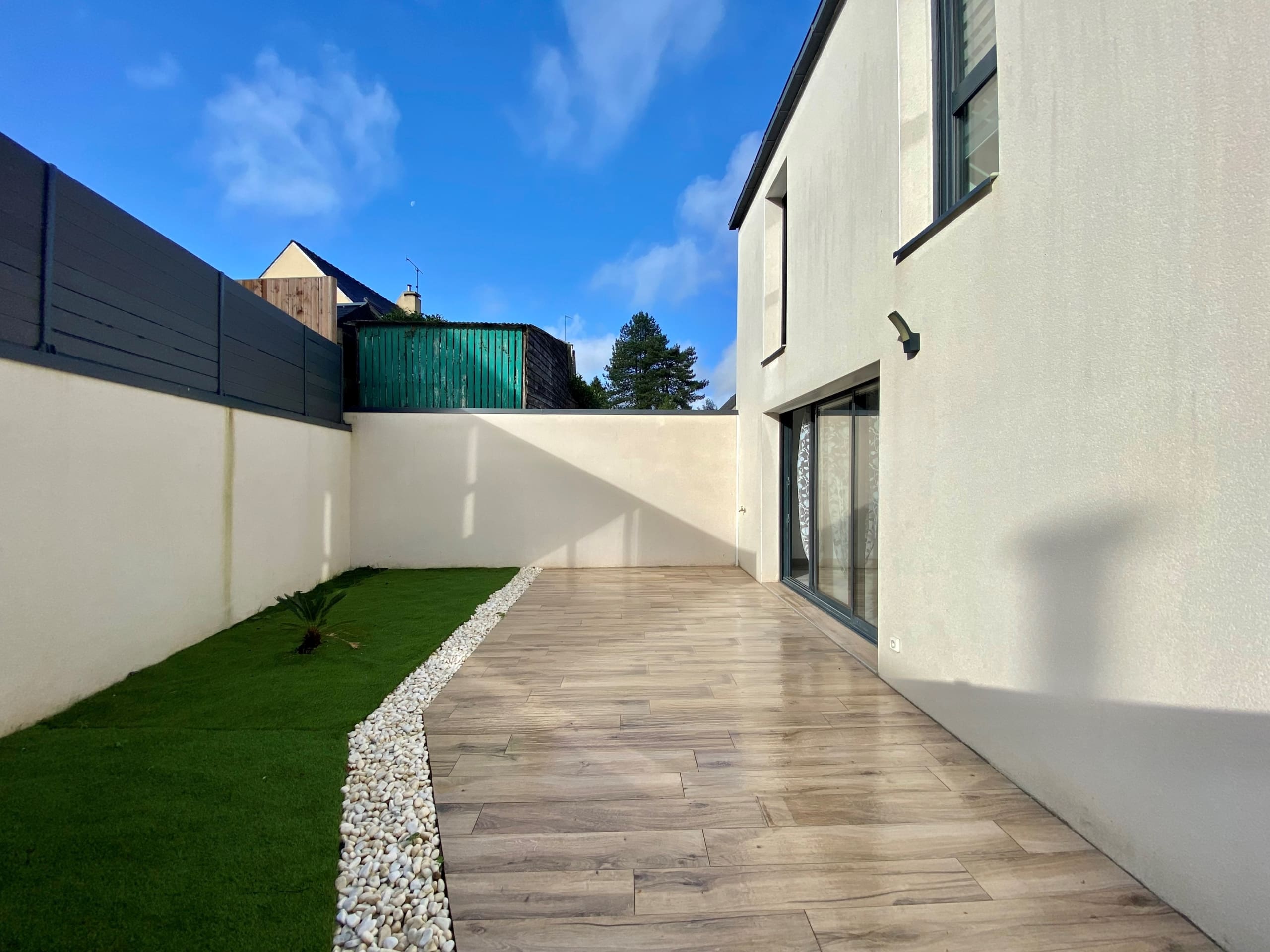 A LOUER – CENTRE-VILLE – SAINT-AVE – MAISON T5 – 133.7M²