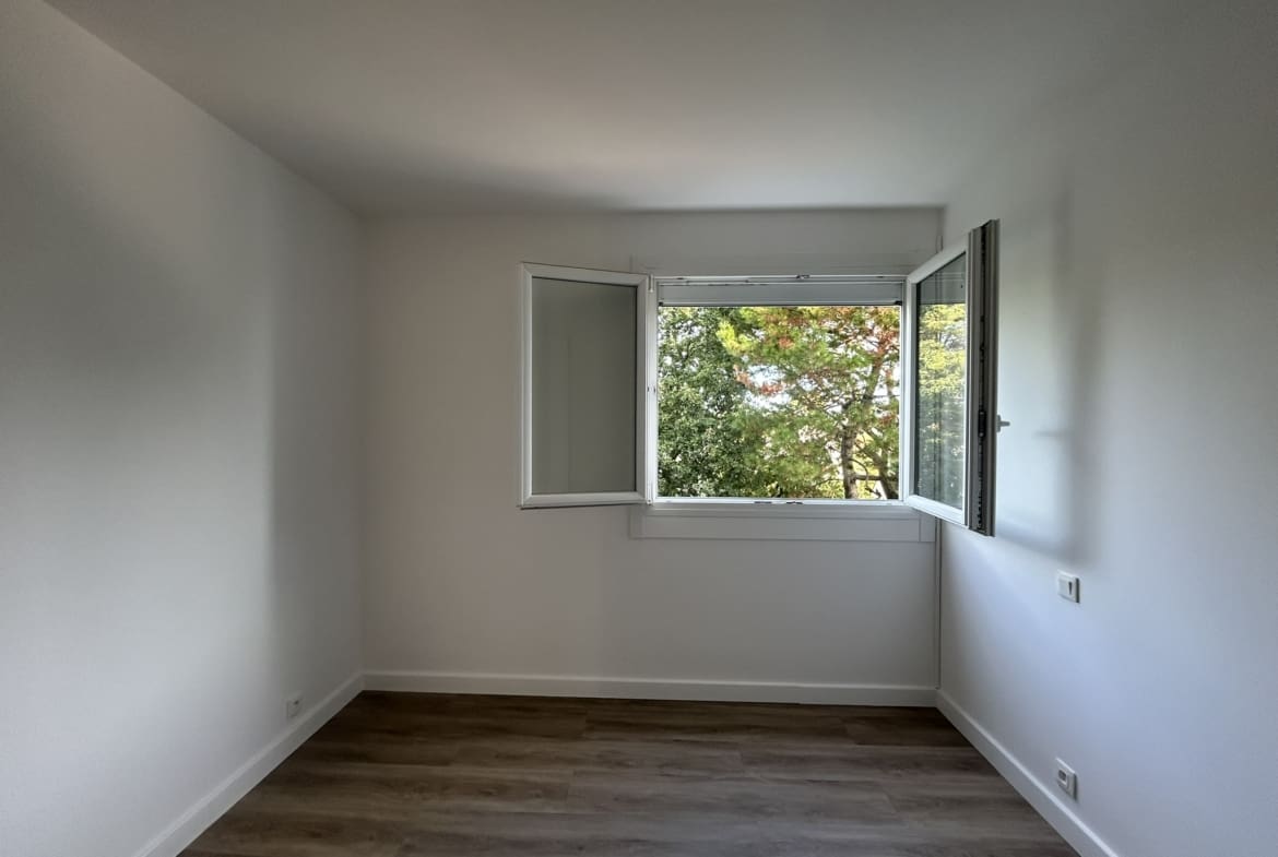 A LOUER – VANNES – APPARTEMENT T3 – 75M²