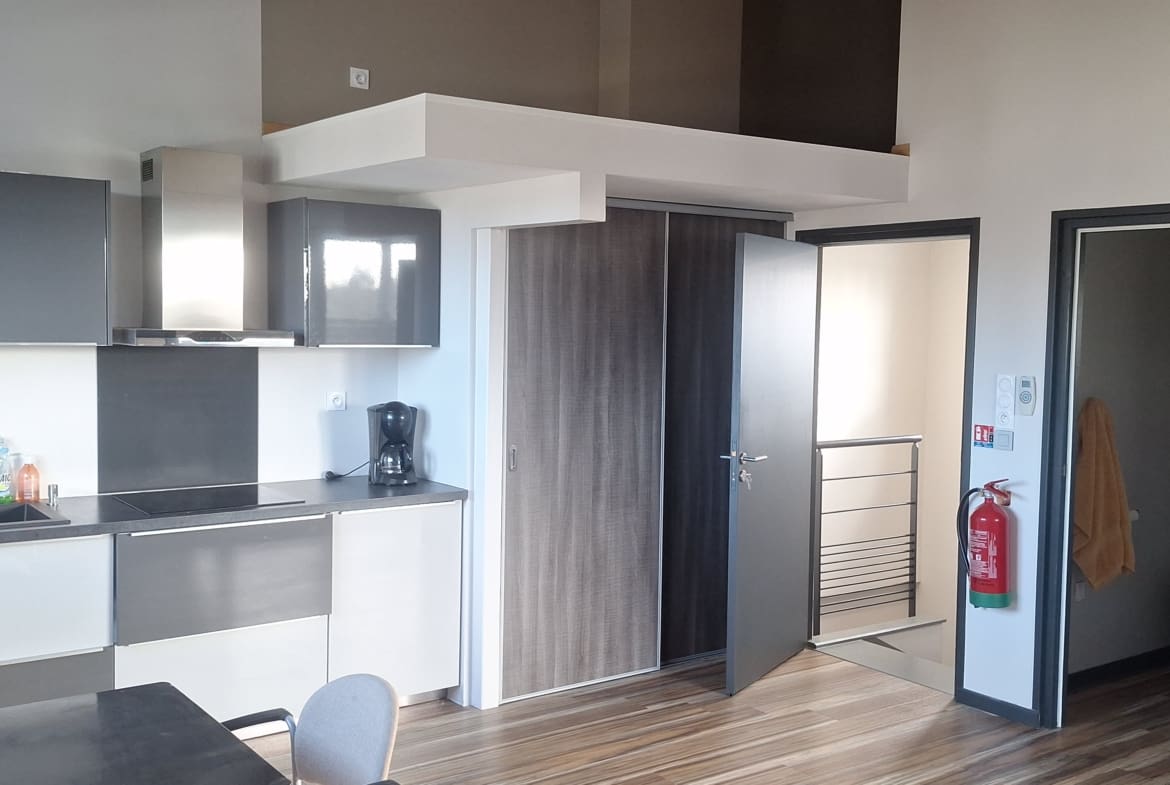A VENDRE – LOCAL PROFESSIONEL 131 m² – QUESTEMBERT