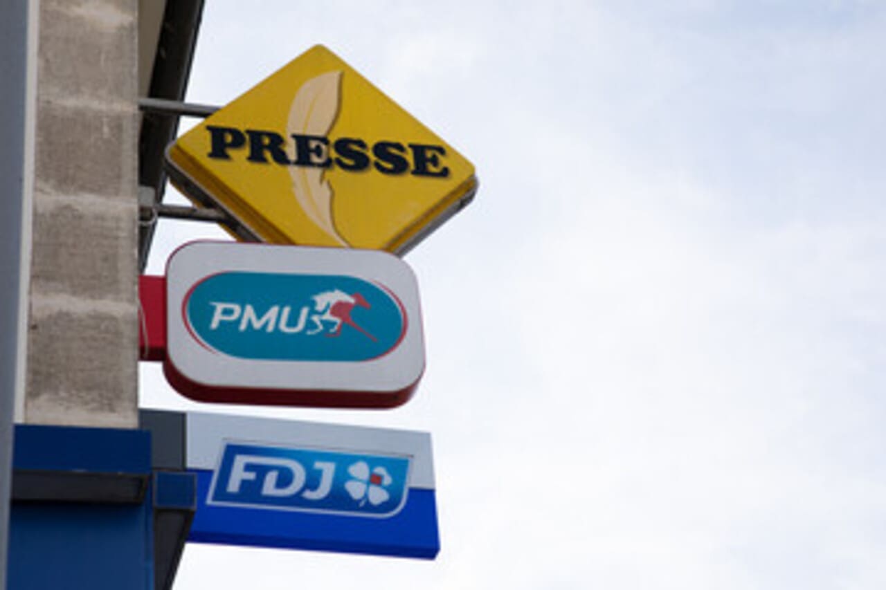 A VENDRE – FONDS DE COMMERCE de BAR – TABAC – PMU – LORIENT