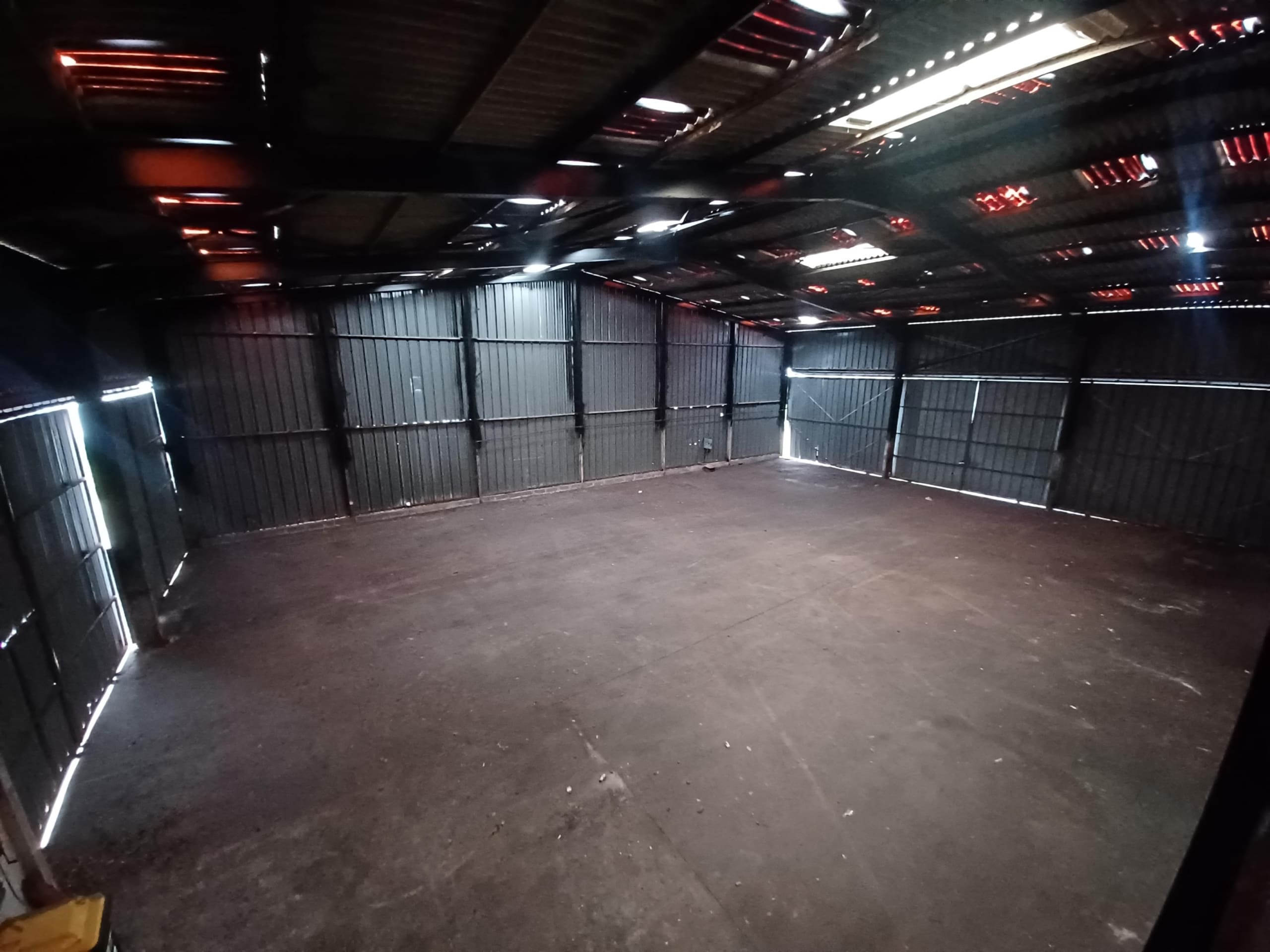bzh-entreprise-et-commerce-local-activite-quimperle (1) A LOUER – LOCAL D ACTIVITE 1500 m² – QUIMPERLE