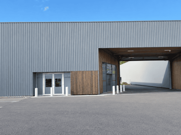 A LOUER – LOCAL COMMERCIAL 334 m² – QUESTEMBERT