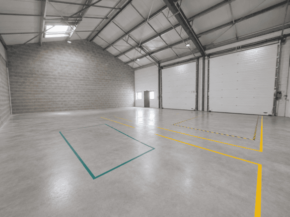 A VENDRE – LOCAL D ACTIVITE 240 m² – SECTEUR LORIENT