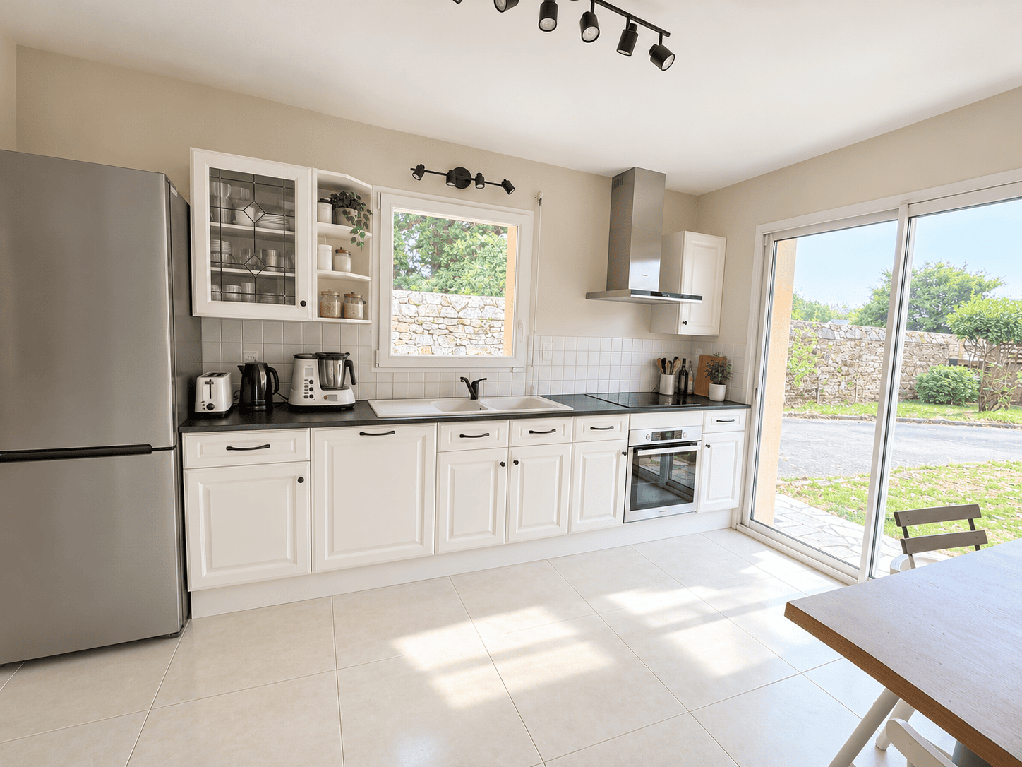 bzh-habitation-maison-sene-a-vendre (8) Maison SENE 7 pièce(s) 134.26 m² – double garage – jardin clos de 715 m²