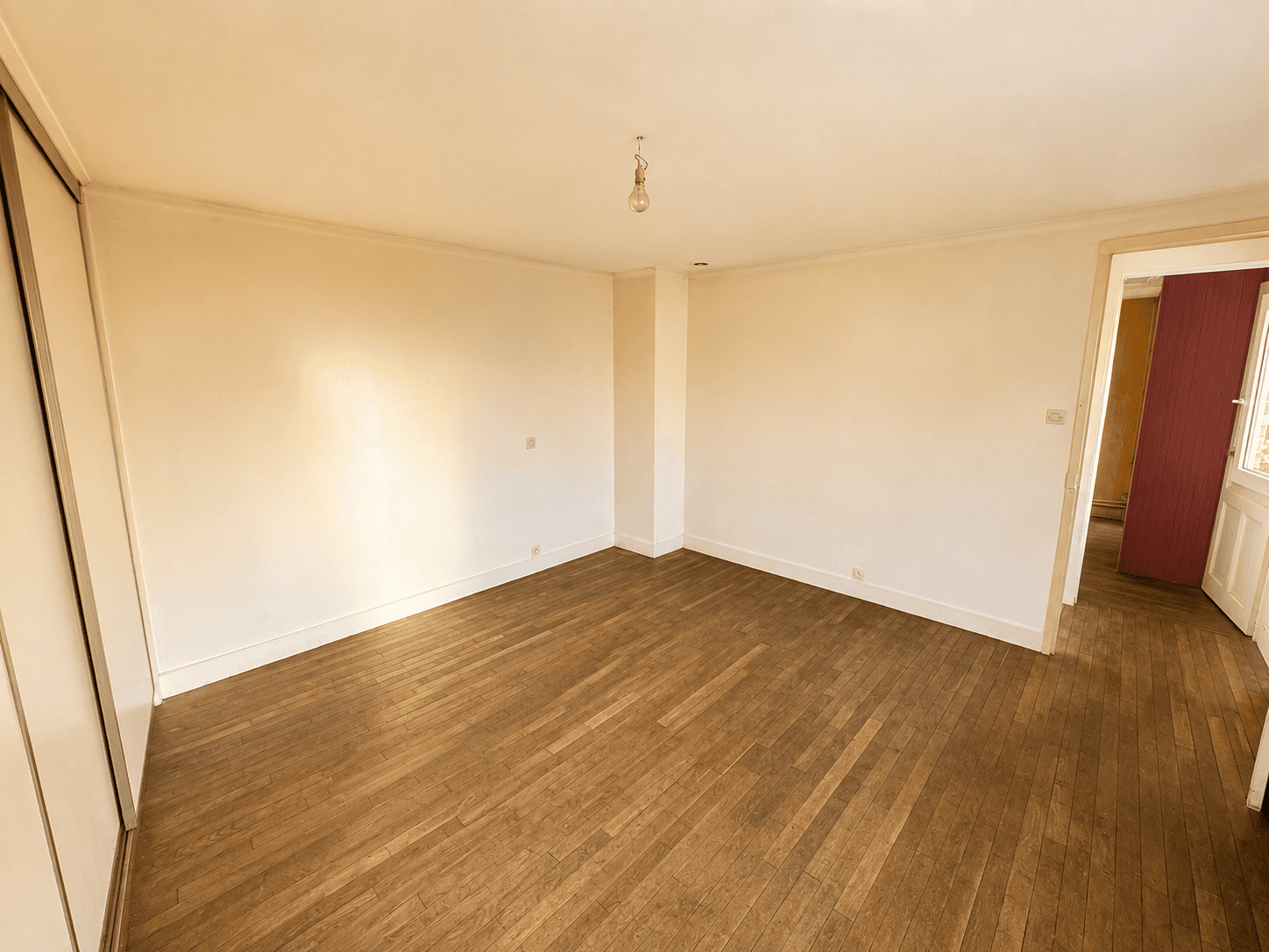 t Maison Saint Ave 94.58 m² -maison avec travaux – double garages – gare de vannes et hôpital